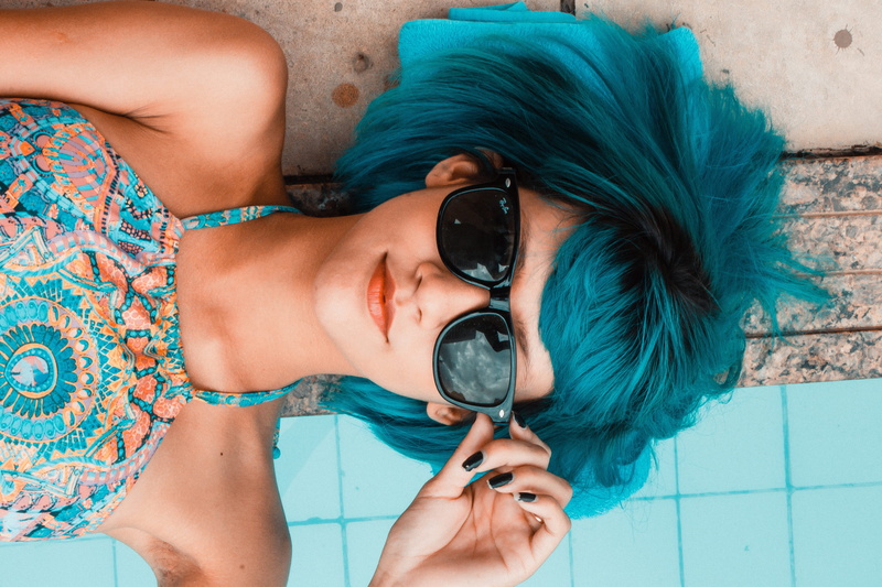 vista, lifestyles, pool, headshot, woman, women, look, young women, vision, portrait, black, day, adult, wearing, young adult, glasses, sunglasses, human body part