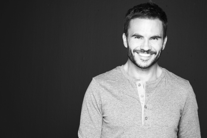 beard, shirt, v-neck, front View, male Beauty, head And Shoulders, young men, adults Only, lifestyles, males, standing, celebrity, teeth, laughing, looking