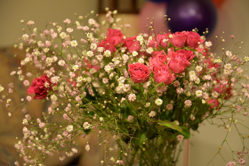 vulnerability, petal, pink roses, table topper, flowers, no people, pink color, bouquet, close-up, nature, trim, flower, beauty in nature, roses, flower head
