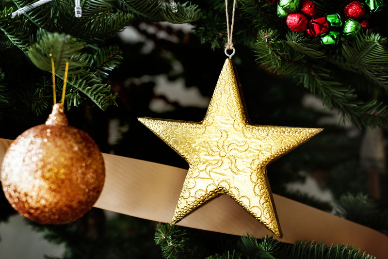 christmas ornament, christmas decoration, closeup, mock up, shape, 5K, decorate, yuletide, celebration, gold colored, decoration, tree, festive, ornaments