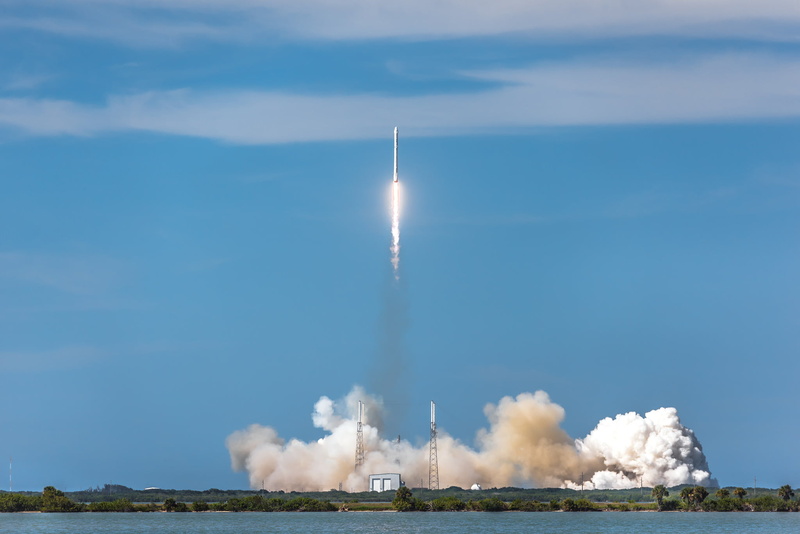 pollution, no people, outdoors, spaceport, CRS-6, smoke - physical structure, taking off, space, shuttle, nature, aerospace industry, mode of transportation