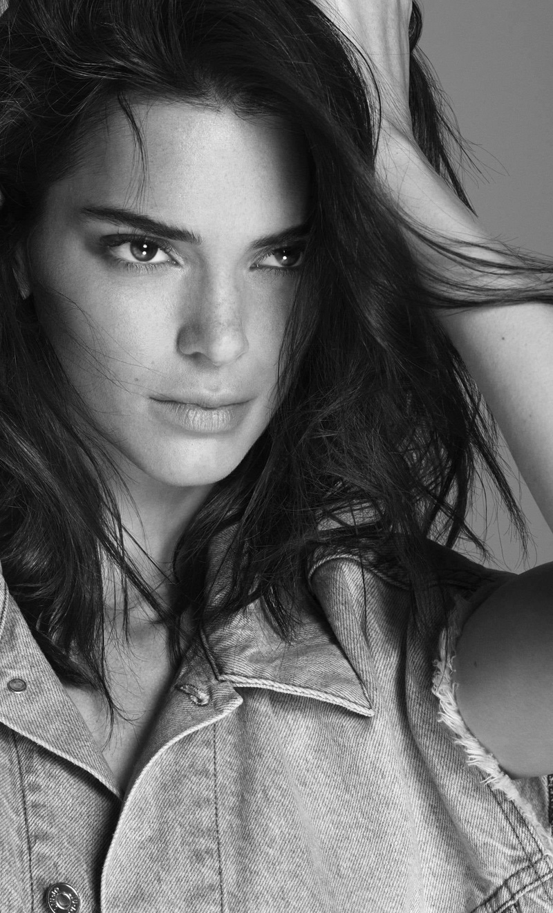 monochrome, face, Kendall Jenner, 1080P, simple background, women, dark hair, model