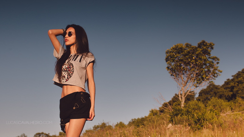 lifestyles, outdoors, hands on head, hand, 1080P, three quarter length, land, sky, red nails, hair, real people, long hair, young adult, women, overalls