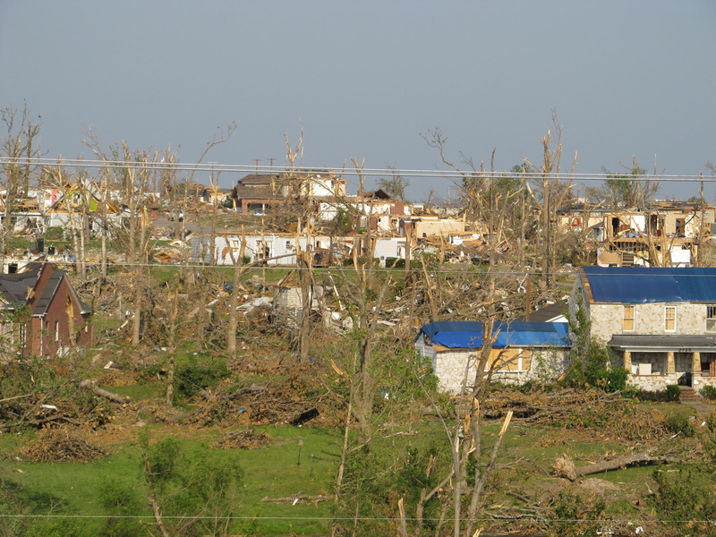 debarked, devastation, neighborhood, roofs, disaster, plant, debris, houses, no people, tree, high angle view, bare, missouri, mangled, clear sky, building exterior