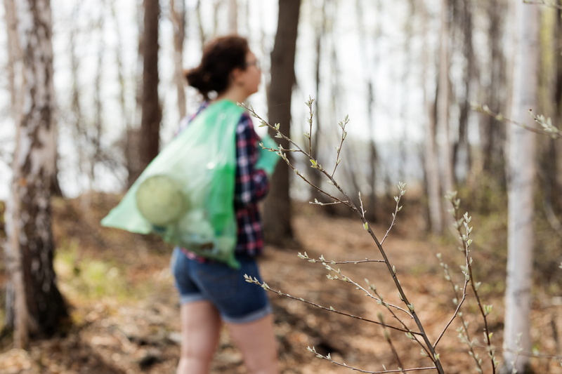 water, one person, pollution, spring, casual clothing, planet, tree, trees, green, 5K, clean, lifestyles, tree trunk, nature, environment, holding, forest