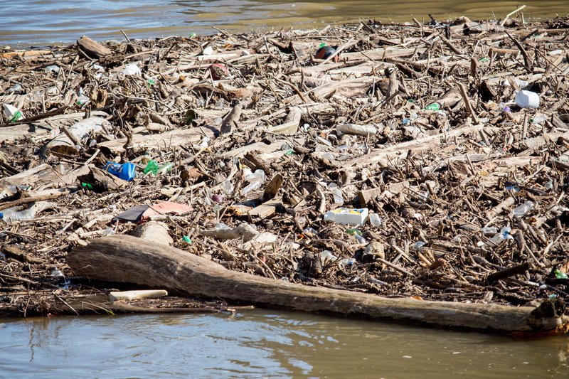 dirty, waste, water, dirt, water pollution, unhygienic, waterfront, 5K, beach, day, environmental issues, garbage, outdoors, land, driftwood, nature, no people