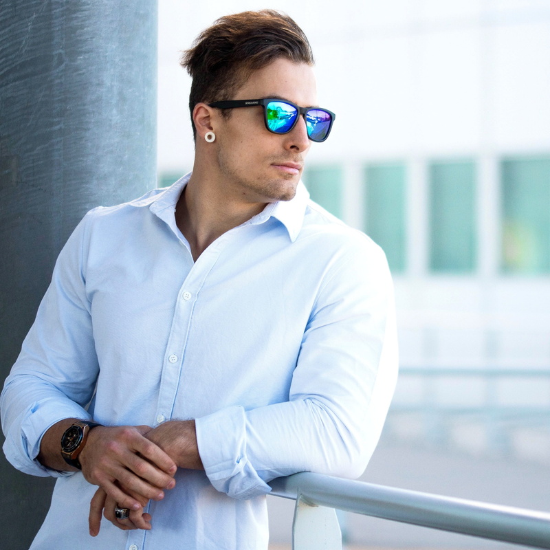 contemplation, black, business, sensolatino, 2K, males, one man only, boy, one person, casual clothing, sunglasses, looking away, real people, front view