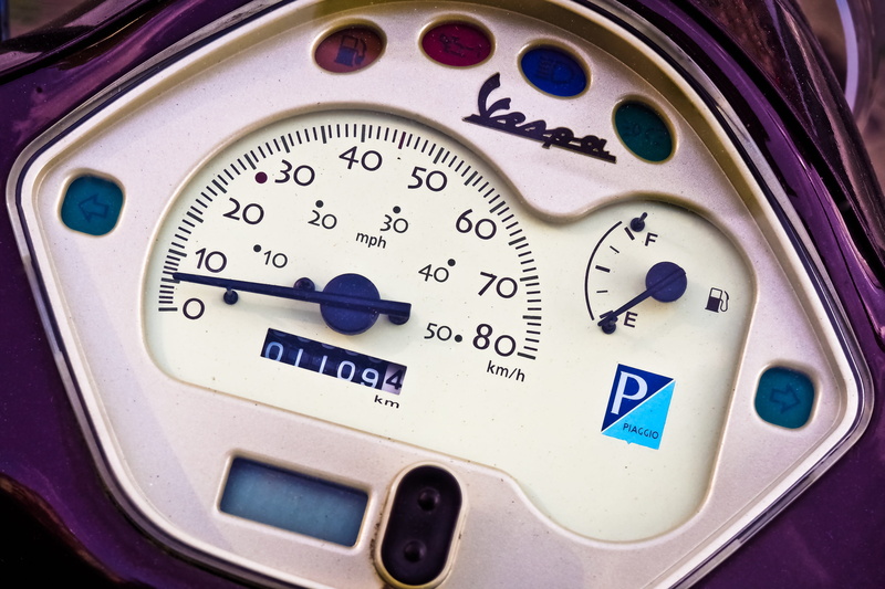 symbols, speedo, technology, speed, design, vespa, control panel, mode of transportation, mileage, communication, instrument, cockpit, dashboard, car, number