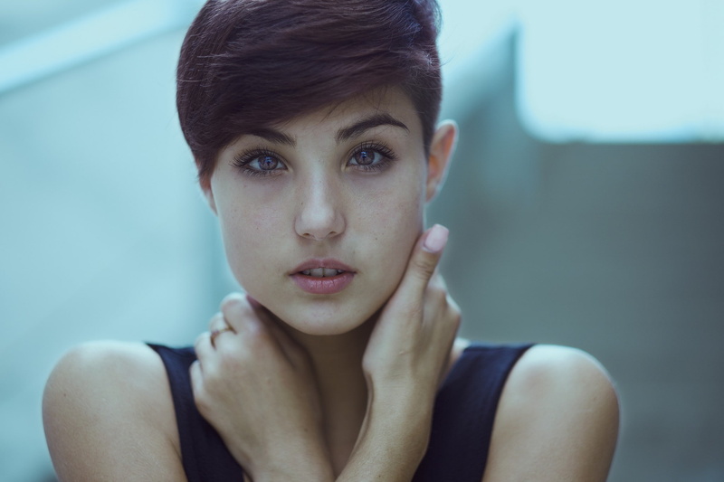 1080P, Michele Maglio, Mic Maglio, short hair, closeup, Giorgia Soleri