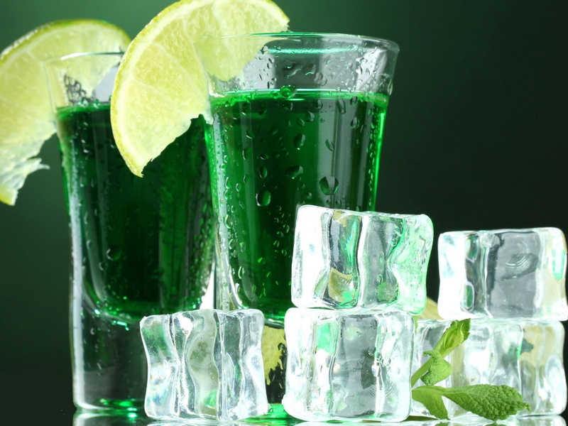 yellow, shot Glass, garnish, glass, household equipment, close-up, lime, no People, alcohol, food, cold - Temperature, juice, liquid, vodka, green Color