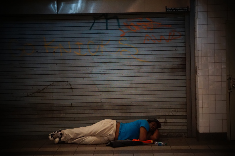 full length, one person, resting, people, social issues, emotion, sadness, nyc, relaxation, homeless, wall - building feature, side view, 5K, united states