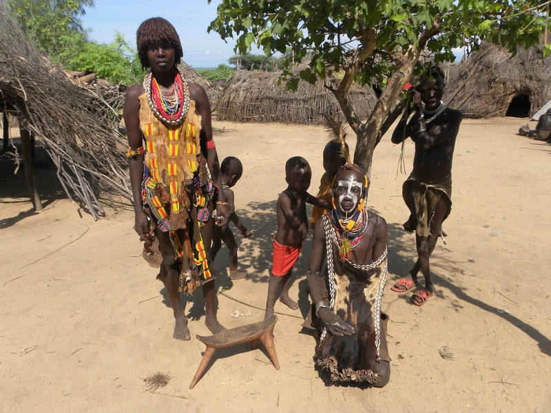 sunlight, lifestyles, tribe, ethiopia, day, tree, children, vertebrate, incidental people, nature, shadow, travel, portrait, africa, mammal, real people