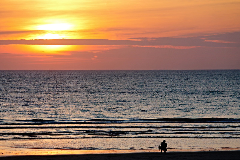 atmosphere, orange color, near, sun, knees, evening, horizon, north sea, sunbeam, mood, scenics - nature, photography, golden, land, sunset, horizon over water