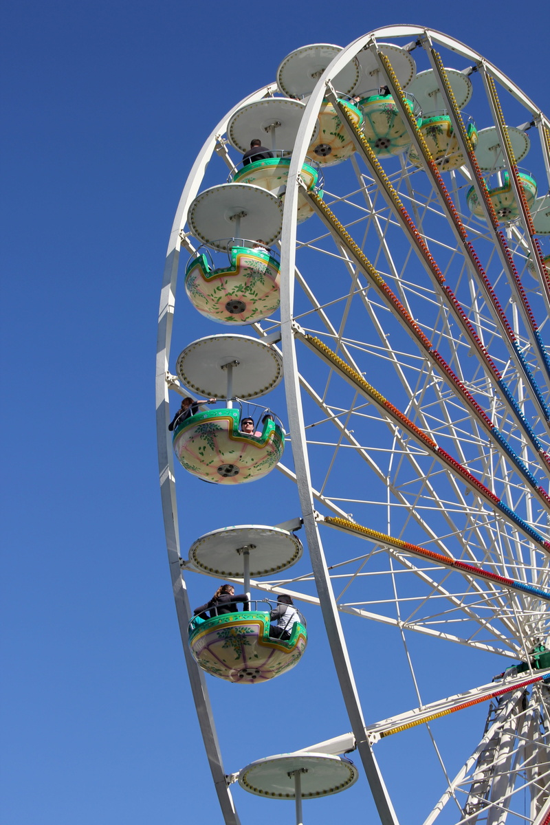 low angle view, carousel, Ferris Wheel, built structure, fairground, 5K, ride, day, shape, amusement park, no people, circle, year market, Hustle, amusement park ride