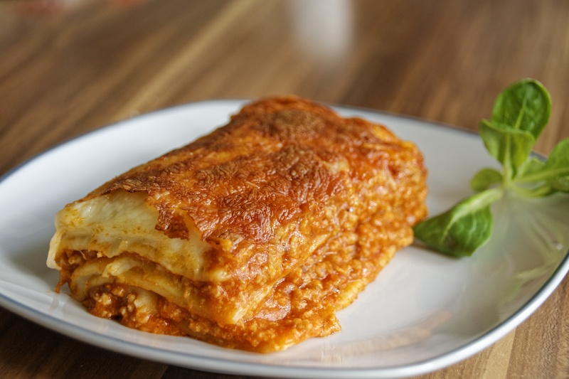 nutrition, lunch, meat, crockery, ready-to-eat, no people, freshness, white, table, 2K, pasta, lasagna, eating utensil, delicious, indoors, fried, herb