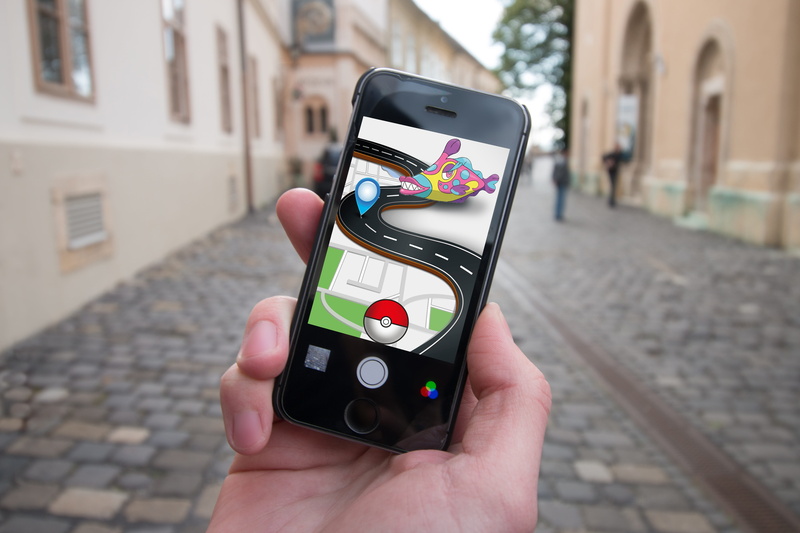 access, street, virtual, players, connection, game figure, day, city, knirfish, human body part, portable information device, location data, smart phone
