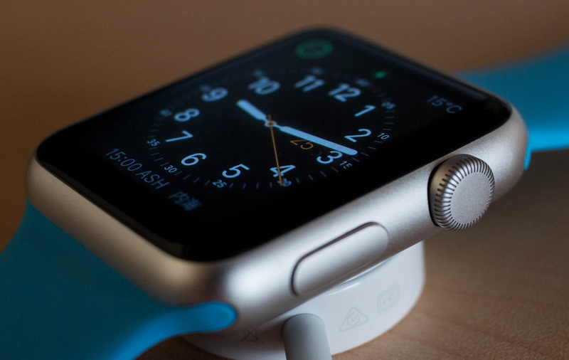 watch, colored background, technology, black color, close-up, no people, personal accessory, apple watch, number, band, finance, cased, accuracy, wireless technology