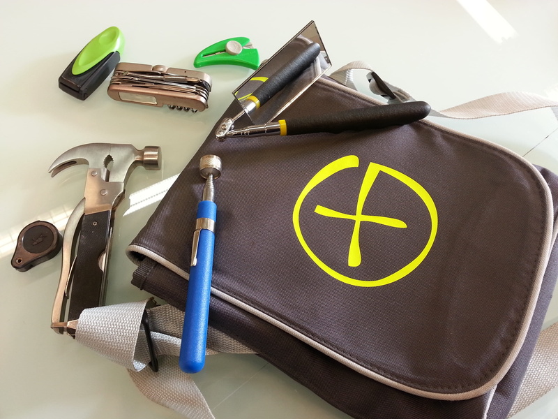 bag, miniature, large group of objects, tool, still life, swiss, day, Cache, Geocache, pliers, assorted, 2K, utensils, indoors, Search, Geocaching, treasure hunt