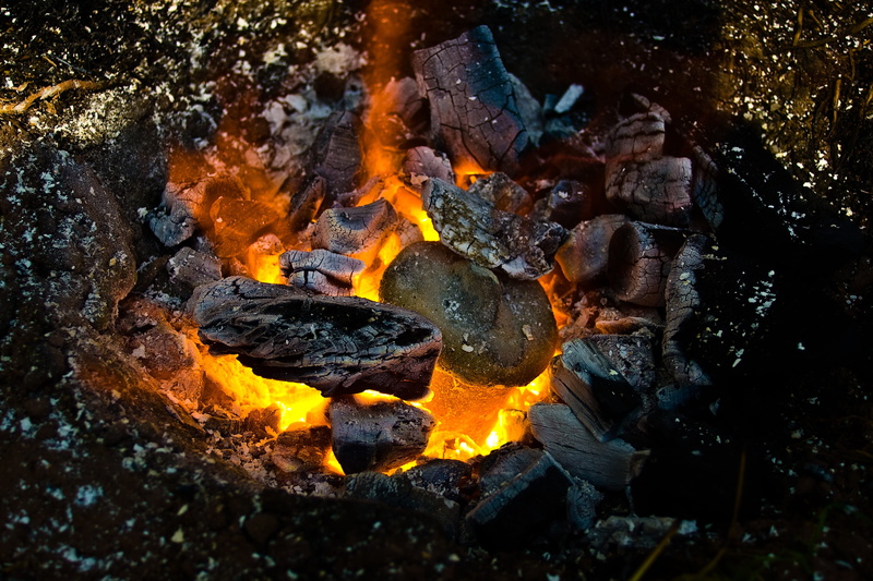 close-up, glowing, no people, eat, 4K, melting pot, nature, casting, crucible, bonfire, orange color, yellow, heat, high angle view, flame, embers, land
