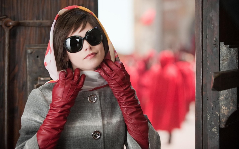 Scarf, smiling, glasses, front view, standing, brown hair, clothing, one person, Alice cullen, Gloves, women, fashion, childhood, beautiful woman, child