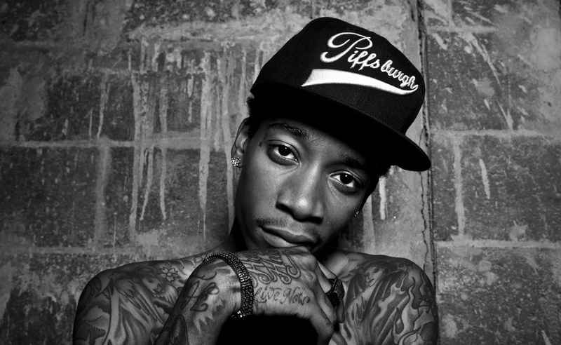 men, 2K, looking, wiz khalifa, looking at camera, uniform, lifestyles, one person, government, Others, portrait, Music, cap, yellow, adult, wall - building feature