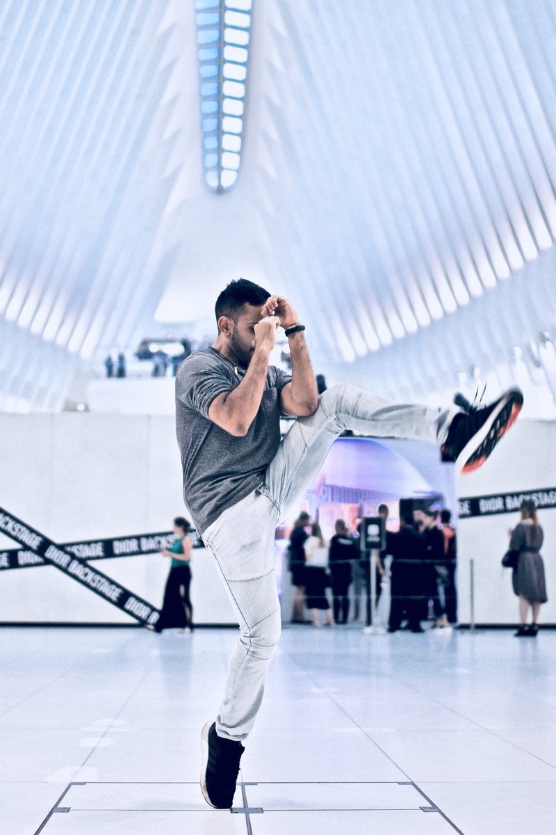 adults Only, photo, kick, athlete, caucasian Ethnicity, men, businessman, man, dance move, one Man Only, males, mobile Phone, lifestyles, fight, looking