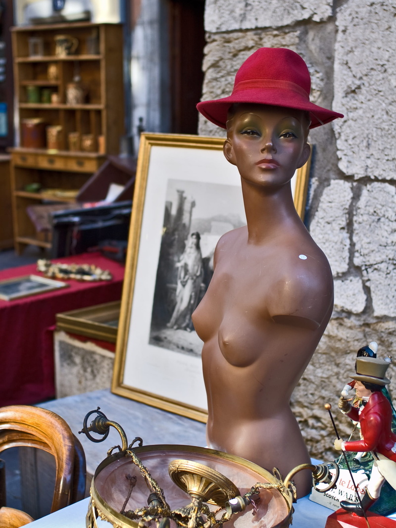 musical instrument, focus on foreground, 2K, male likeness, Hat, arts culture and entertainment, creativity, day, real people, standing, Flea Market, browse