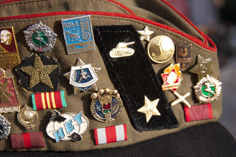 indoors, gift, multi colored, christmas, box, old-fashioned, old, high angle view, Militaria, junk, the past, used, badge, military boats, close-up, holiday