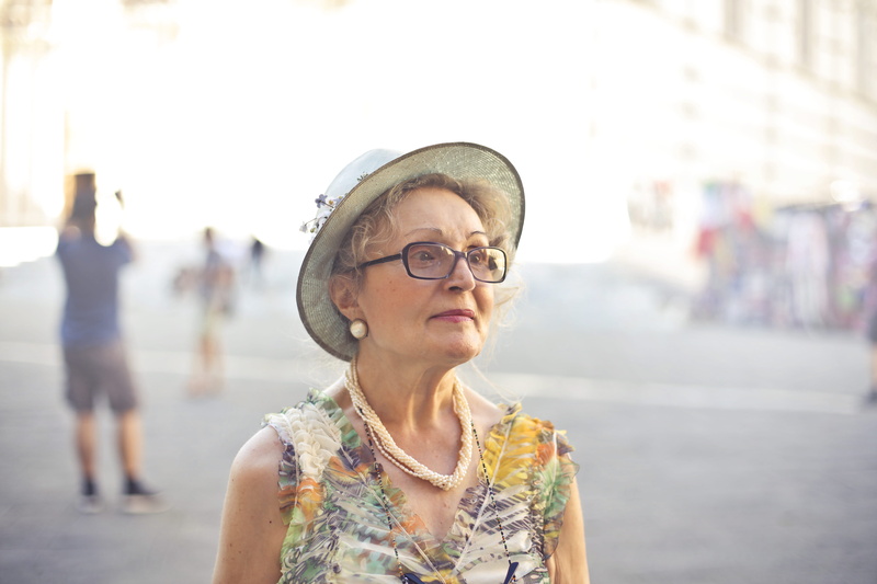 looking, city, fashion, headshot, lifestyle, facial expression, shirt, tourism, incidental people, field, white, glasses, focus on foreground, casual clothing