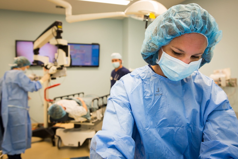 teamwork, computer, healthcare and medicine, correction, professional occupation, female, surgical cap, doctor, uniform, healthcare worker, occupation