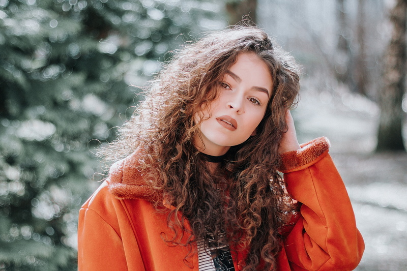 face, model, portrait, 5K, jacket, orange jacket, makeup, seasons, outdoors, curly, orange, curly hair, hair, women, fashion, poses, glamour