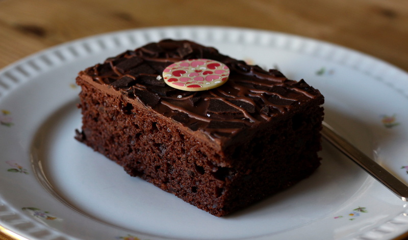 chocolate cake, dessert, sweet food, slice, close-up, brownie, temptation, indoors, baked, ready-to-eat, bake, birthday cake, delicious, pastry shop, sugar