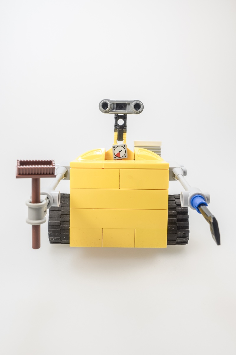 communication, white background, protection, lego, robot, studio shot, lock, cult, equipment, 2K, wall, connection, toy, still life, wall-e, security