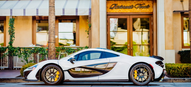 luxury, outdoors, McLaren, nature, street, McLaren P1, day, city, focus on foreground, building exterior, 1080P, no people, motor vehicle, transportation