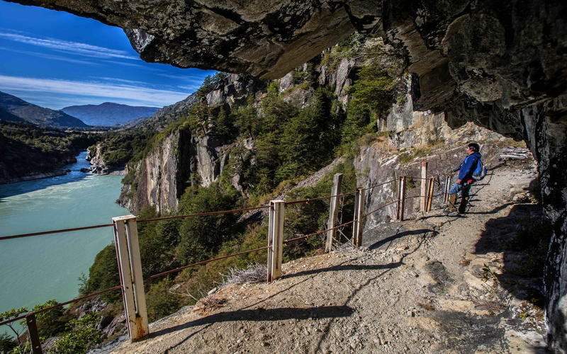 brown, full length, landscape, rock, path, rock - object, railing, river, real people, shrubs, hiking, mountain range, nature, cliff, activity, adventure