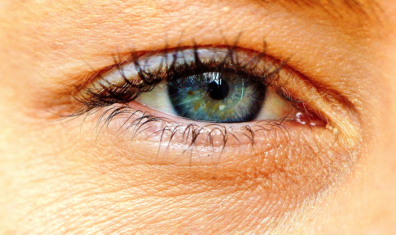 looking at camera, one person, close, eyelash, blue, human face, eyesight, beautiful woman, extreme close-up, iris, one woman only, eyebrow, 2K, view