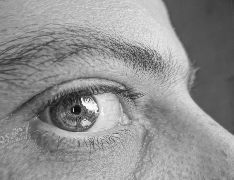 extreme close-up, one man only, one Person, portrait, real people, skin, eyebrow, eyelid, adult, macro, human skin, looking, human body part, eyeball, iris