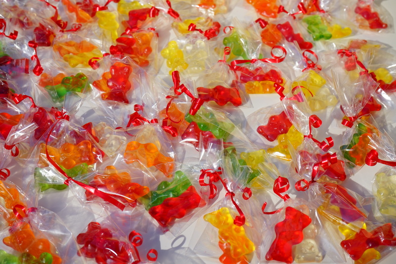 plastic, chili pepper, fruit gums, close-up, market, gold bears, colorful, sachets, multi Colored, 5K, Gummi Bears, gummibärchen, cellophane, polythene