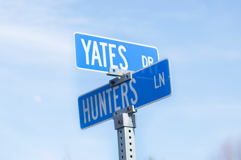road, nyc, outdoors, sightseeing, communication, land marker, no people, business, street sign, architecture, wall, traffic, nature, tourist, 5K, york