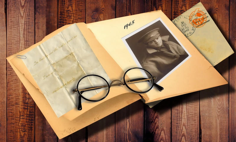 round, at that time, wood - material, Memories, 1945, creativity, framed, glasses, black, historically, Book, letters, nostalgic, personal accessory, education