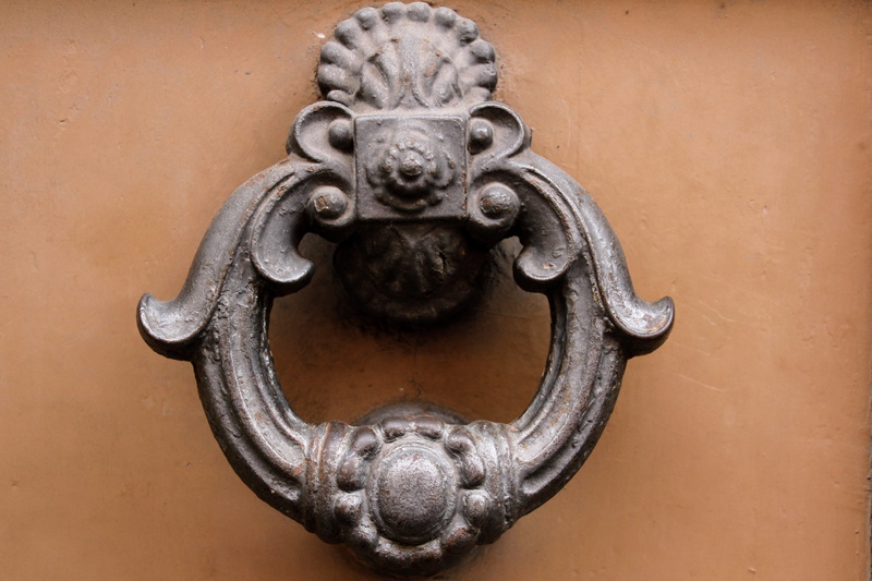 Entrance, feline, cat, front door, house entrance, animal, Bell, nostalgic, Door, art and craft, ancient, dingdong, animal themes, door Knocker, animal wildlife