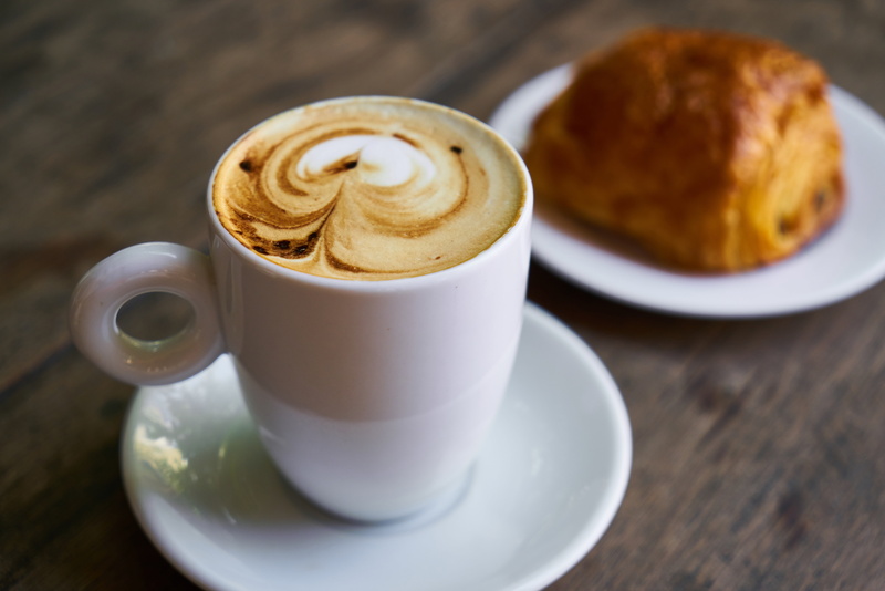 non-alcoholic beverage, wake, 5K, drink, photo, still life, background, mug, food, table, brown, crockery, cafe, food photo, hot drink, refreshment, food and drink