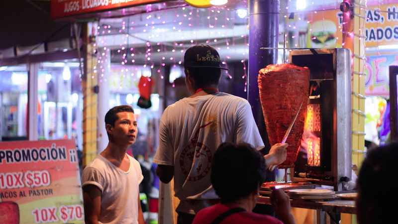 ethnic, waist up, tacos, eats, delicious, authentic, traditional, lifestyles, group of people, medium group of people, gastronomy, real people, group, 4K