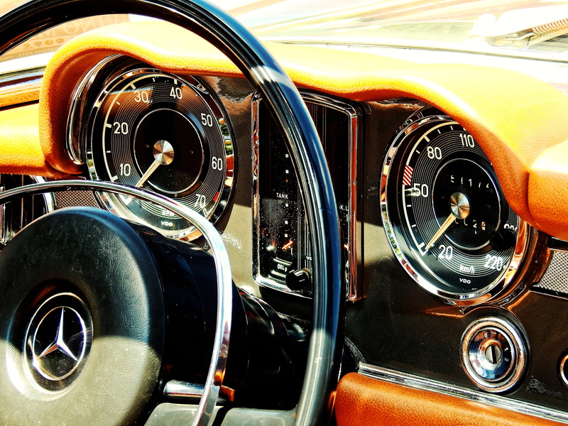 pkw, transportation, Nostalgia, switch, no people, fittings, land vehicle, speed, Old, close-up, speedo, ad, oldtimer, Antique, Auto, car, rarity, benz