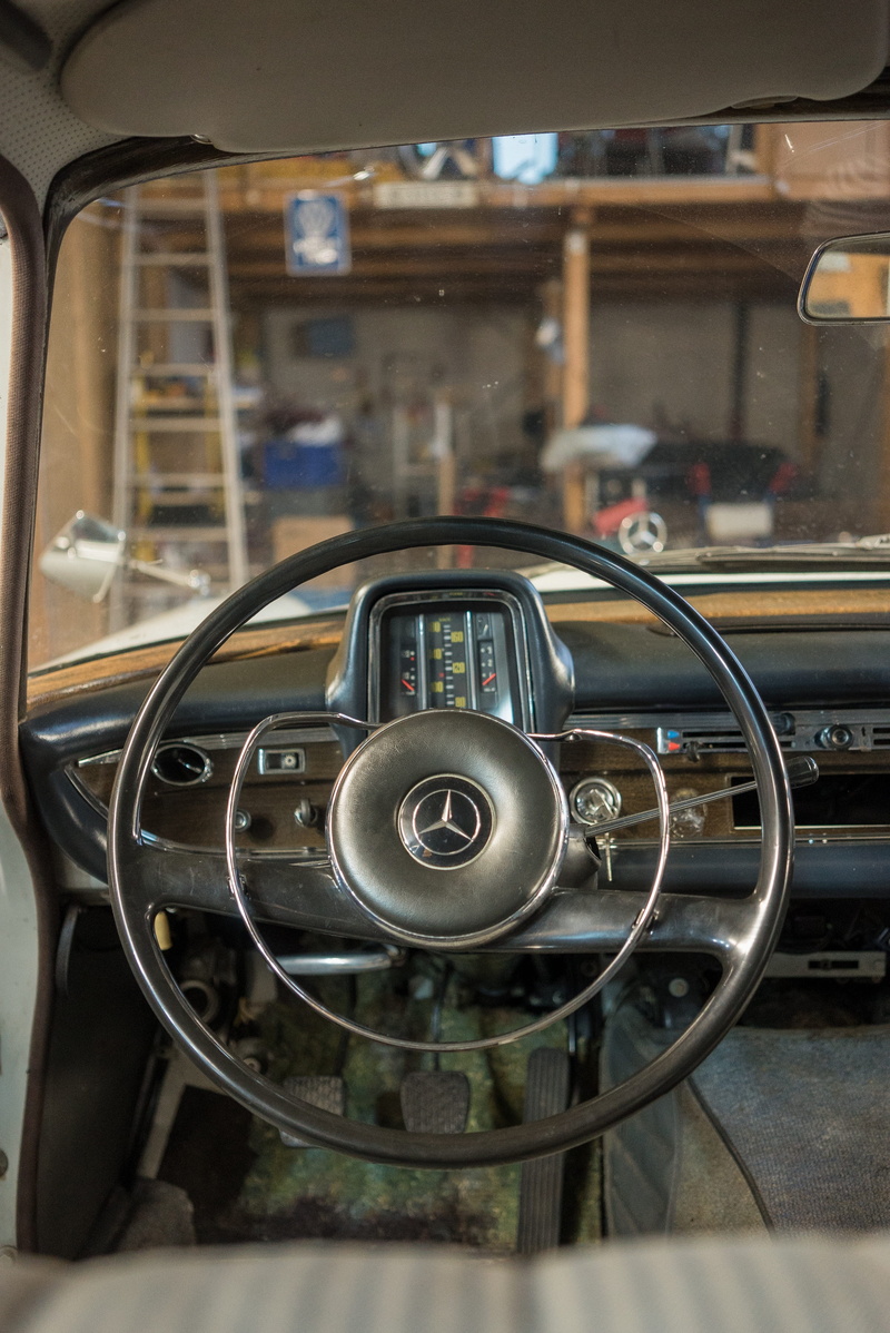classic, mode of transportation, elegant, control panel, vehicle, vintage car, museum, old, car, mercedes benz, architecture, luxury, auto detail, retro styled