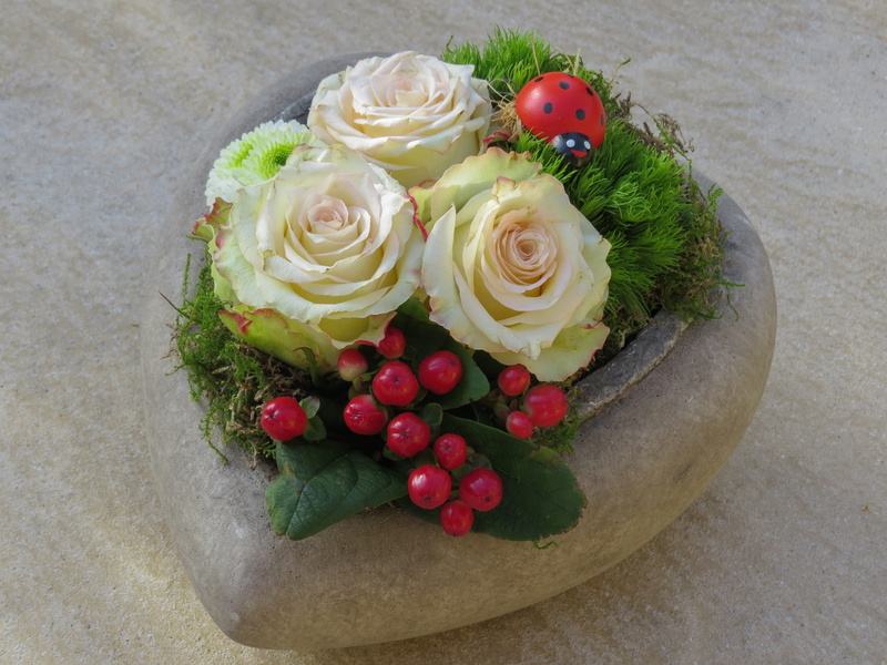 decoration, still life, celebration, temptation, lucky ladybug, flowers, thanks, bouquet, love, deco, valentine, food, rose - flower, freshness, high angle view