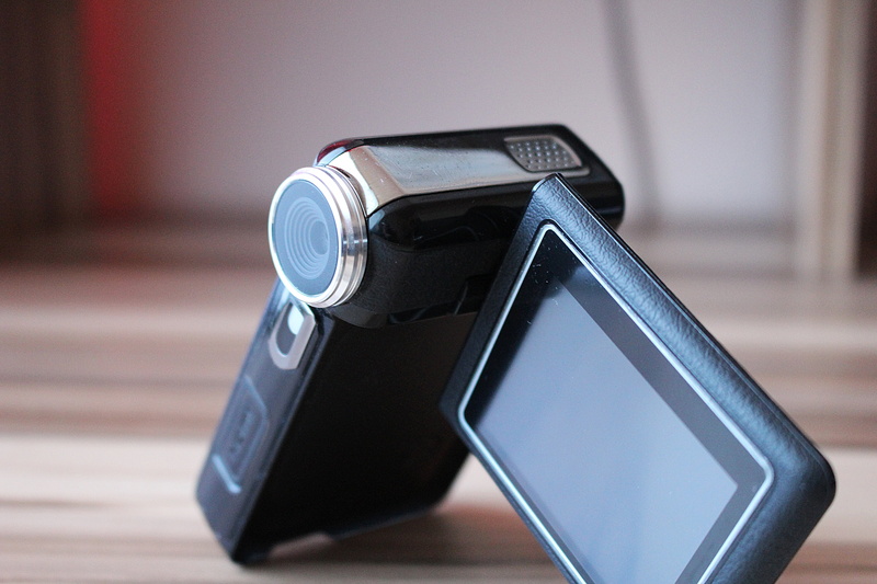 single object, 5K, camera, modern, communication, multimedia, video camera, wireless technology, mobile phone, environmental issues, close-up, day, portability