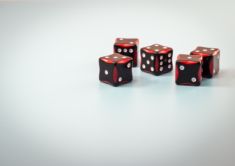 black, jackpot, no people, 2K, luck, two objects, leisure games, indoors, white background, studio shot, table, group of objects, bet, dices, winning