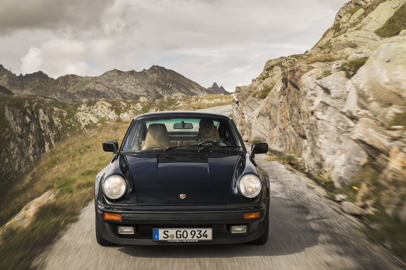 cloud - sky, nature, sky, transportation, road trip, beauty in nature, environment, landscape, porsche, rock, mountain, 1977, motor vehicle, 2K, no people