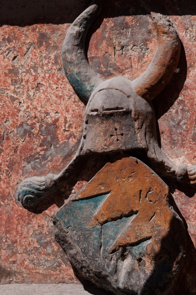 group of people, hereditary, heraldry, knight helmet, painted, horns, built structure, European, ancient, solid, knightly shield, ancient civilization